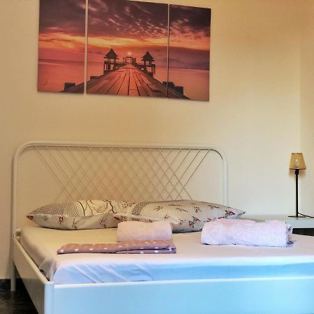 Argo Apartment 15Min From The Airport, 1Min From The Beach Artemis City Center ภายนอก รูปภาพ