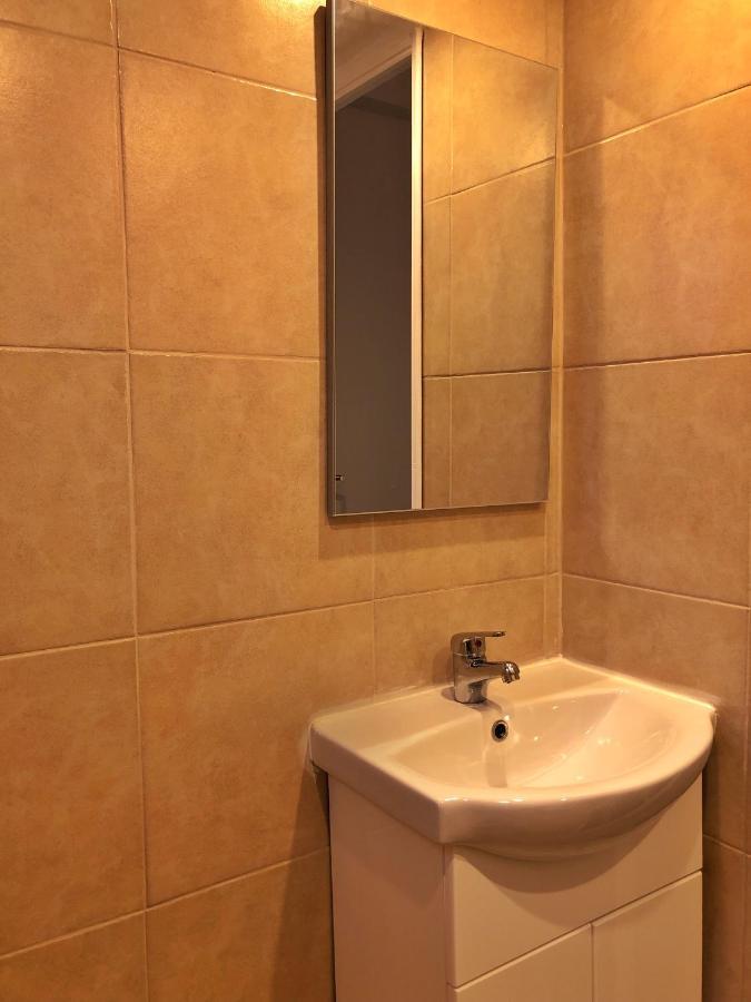 Argo Apartment 15Min From The Airport, 1Min From The Beach Artemis City Center ภายนอก รูปภาพ